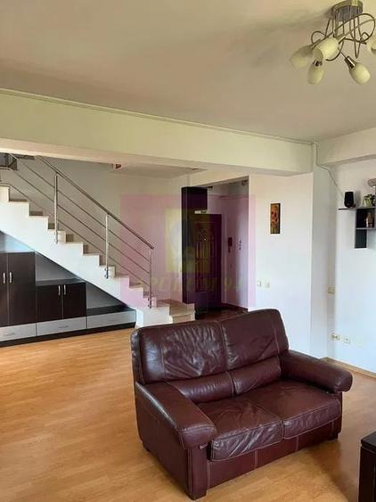 Apartament cu 4 camere decomandat în Dristor