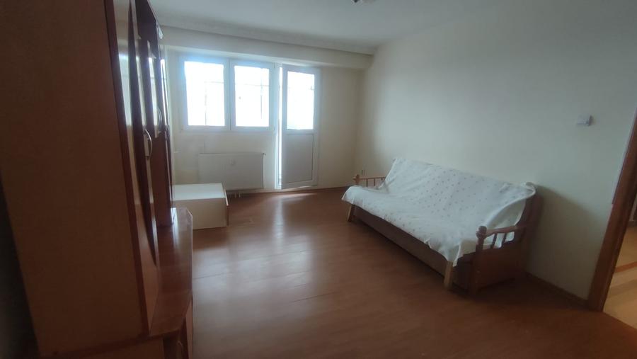 Apartament cu 2 camere în Micro 21