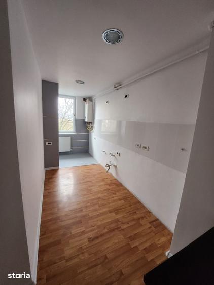 Apartament cu 3 camere în Ultracentral