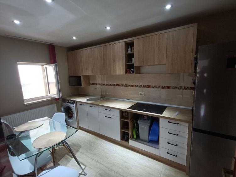 Casă individuală cu 3 camere cu Teren 1708 Mp în Ampoița