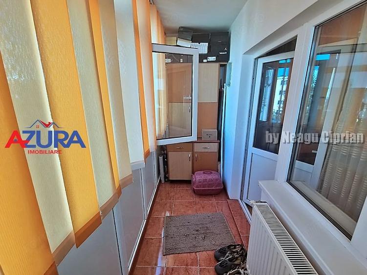 Apartament cu 3 camere decomandat în Găvana