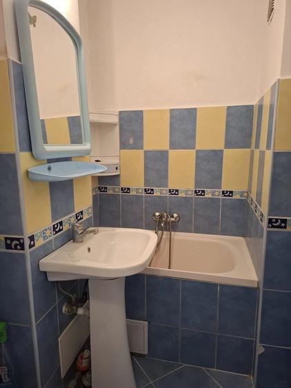 Apartament cu 2 camere semidecomandat în Rogerius