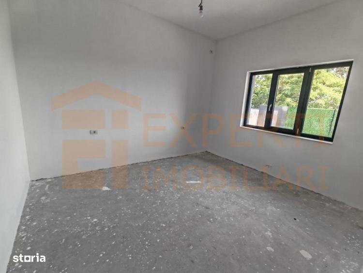Casă cu 4 camere în Cumpăna