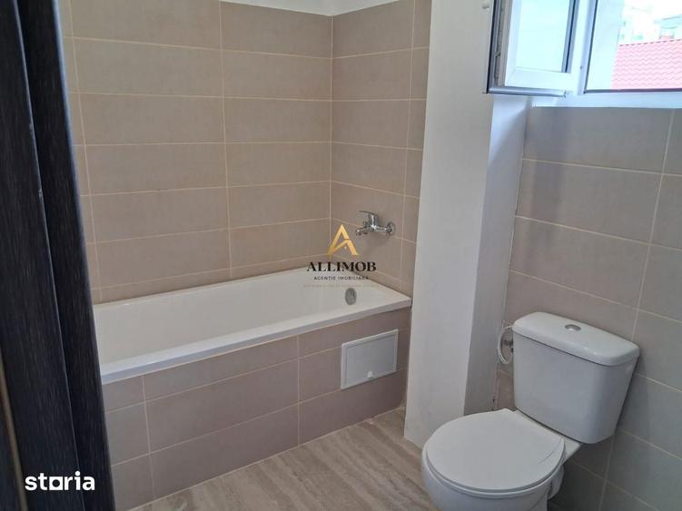 Apartament cu 2 camere în Micro 3
