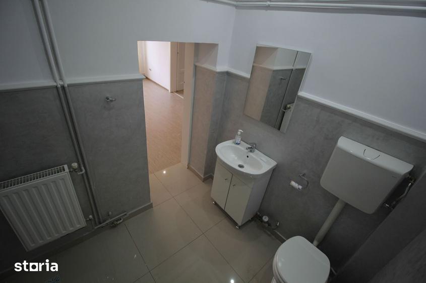 Spațiu comercial, de 100 mp, în Central
