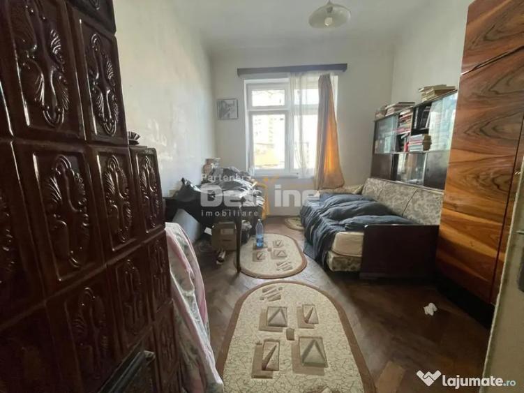 Apartament cu 5 camere decomandat, mobilat în Unirii