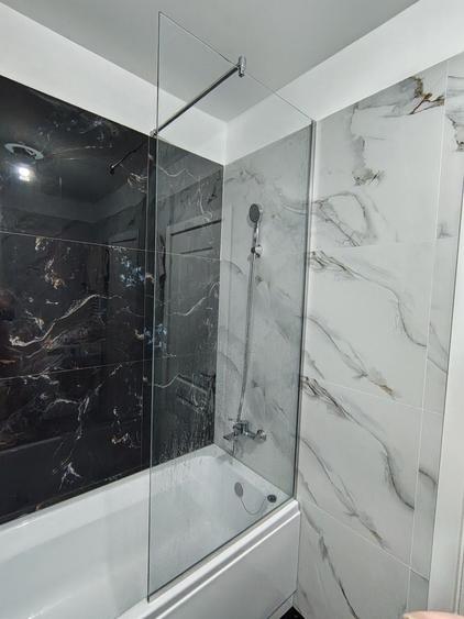 Apartament cu 2 camere decomandat în Roșu
