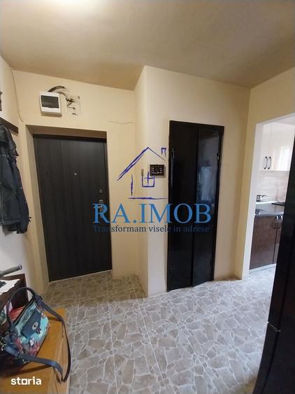 Apartament cu 2 camere semidecomandat în Nord
