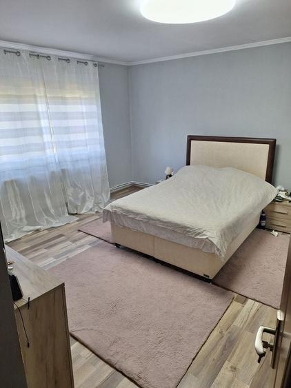 Casă cu 4 camere în Bejan