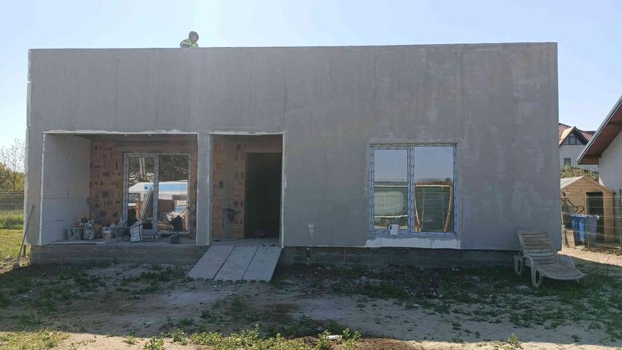 Casă cu 4 camere în Varlaam