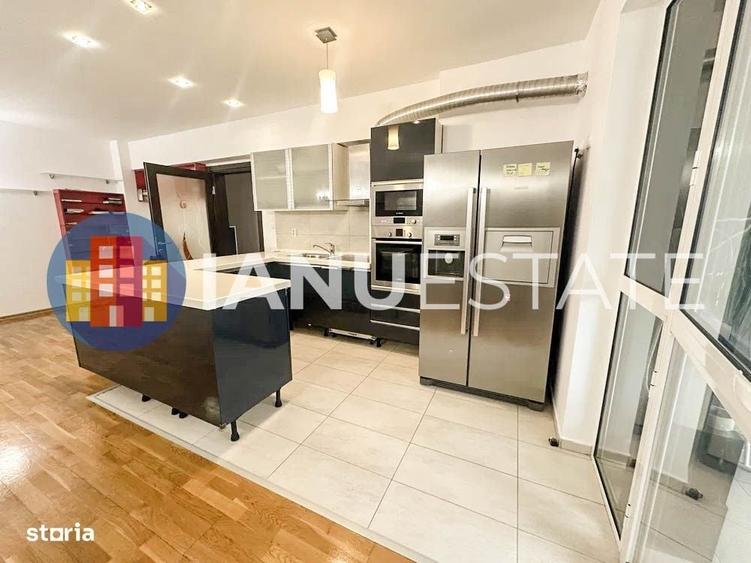 Apartament cu 4 camere decomandat în Muncii