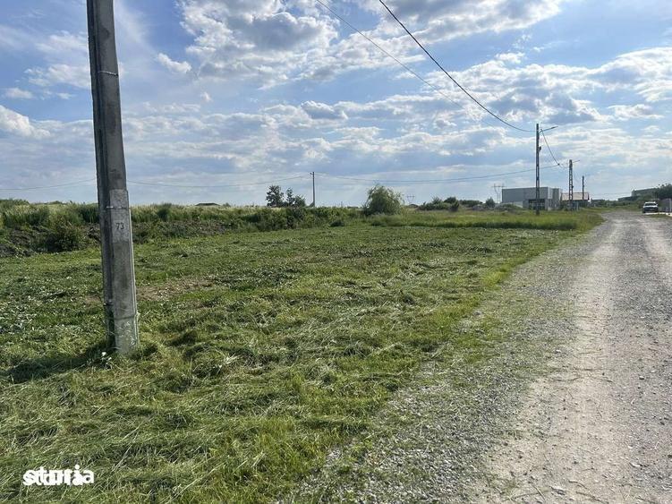 Teren de 500 mp, în Oșorhei
