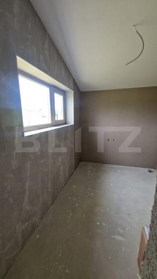Casă individuală cu 4 camere cu Teren 800 Mp în Bod