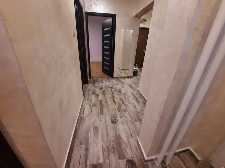 Apartament cu 3 camere decomandat în Doamna Ghica