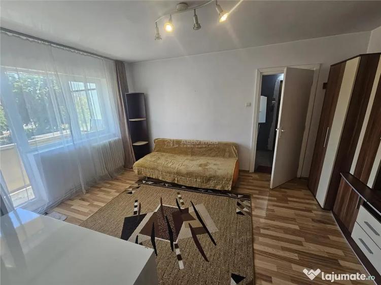 Apartament cu 2 camere semidecomandat în Nord