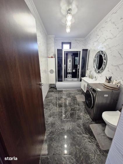 Casă cu 5 camere cu Teren 307 Mp în Bucureștii Noi