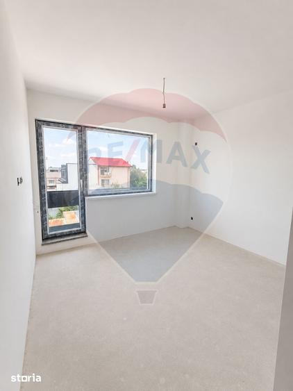 Apartament cu 3 camere în 1 Mai