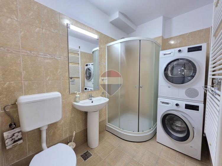 Casă individuală cu 4 camere cu Teren 442 Mp în Aviației