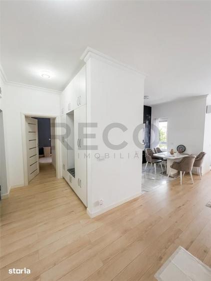 Apartament cu 3 camere decomandat în Salca