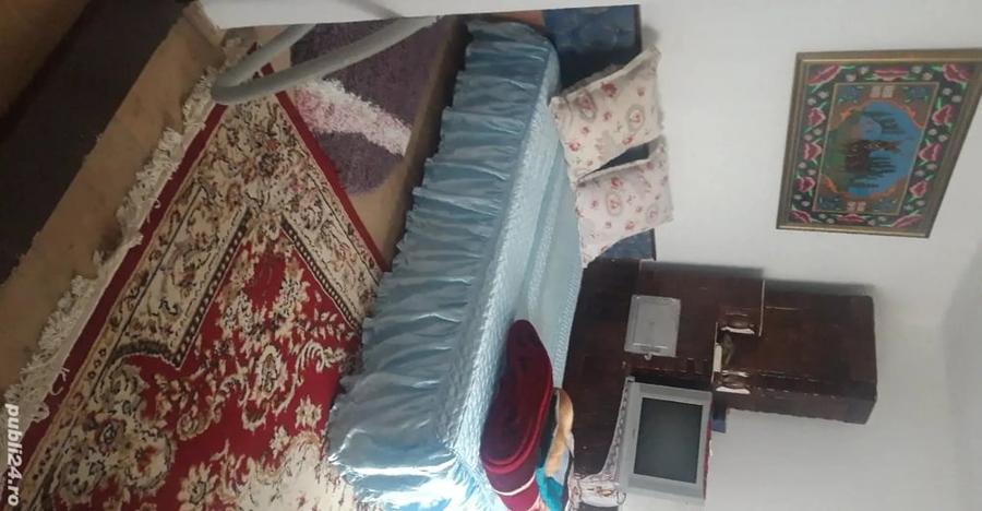 Casă cu 5 camere în Stănești