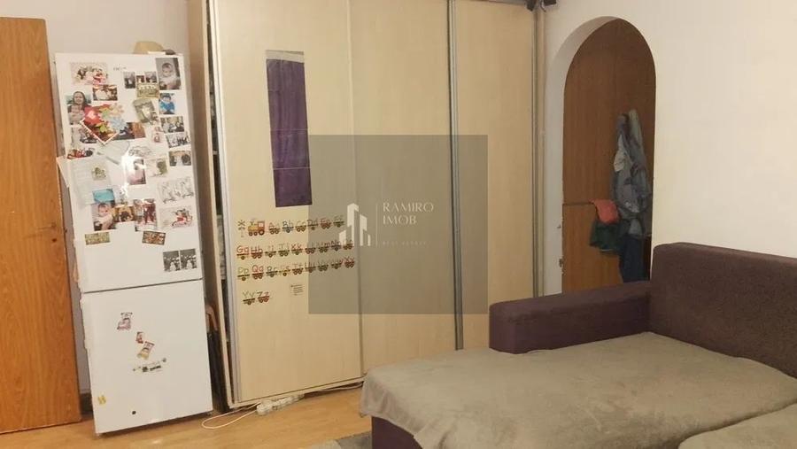 Apartament cu 2 camere semidecomandat în Brâncoveanu