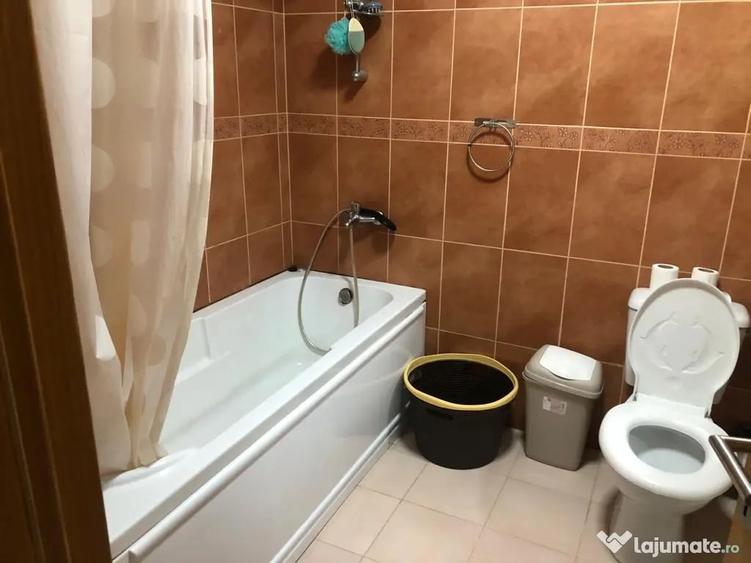 Garsonieră decomandată în Borhanci