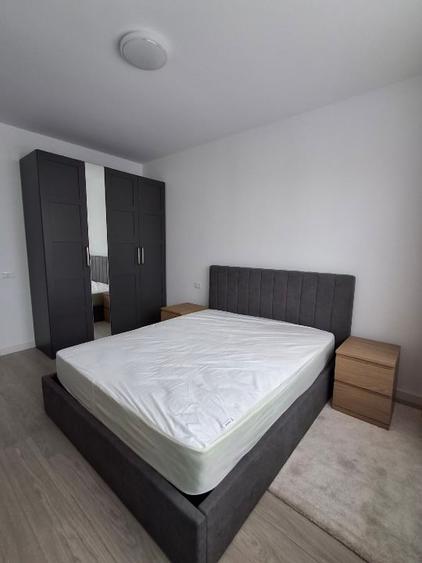 Apartament cu 2 camere decomandat, mobilat în Prelungirea Ghencea