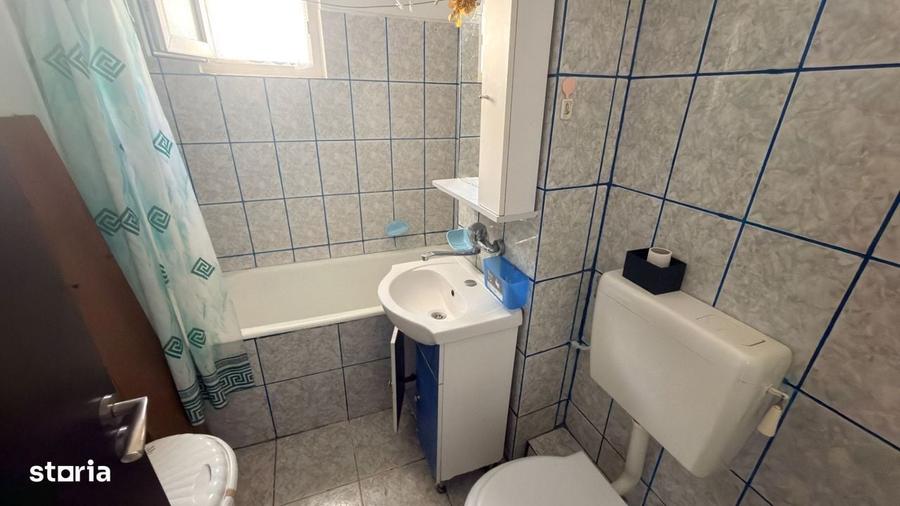 Apartament cu 2 camere decomandat în Vasile Aaron