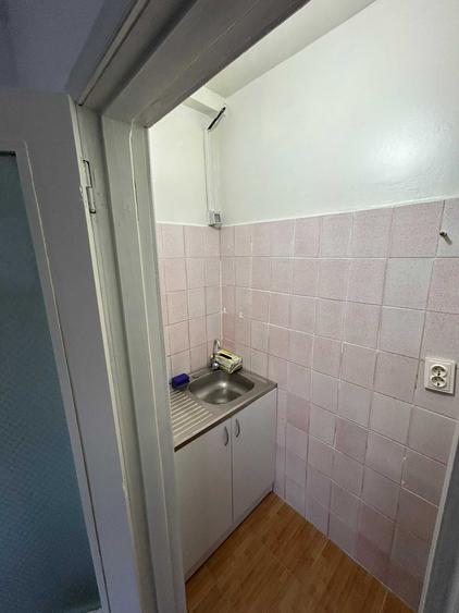 Garsonieră semidecomandată în Central