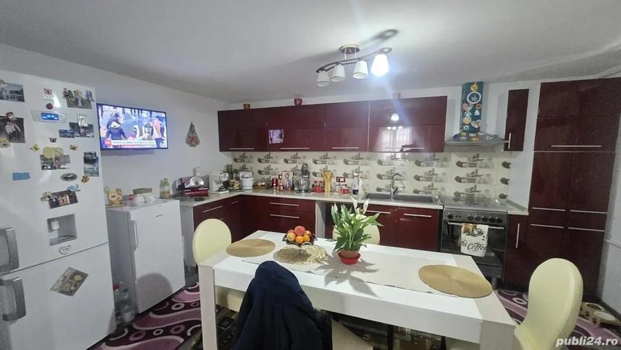 Casă cu 2 camere în Calea Romanului