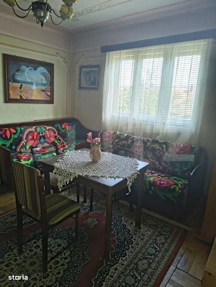 Casă cu 4 camere în Central