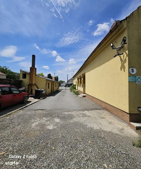 Spațiu comercial, de 150 mp, în Central