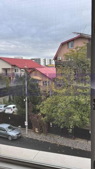 Apartament cu 2 camere decomandat în Theodor Pallady