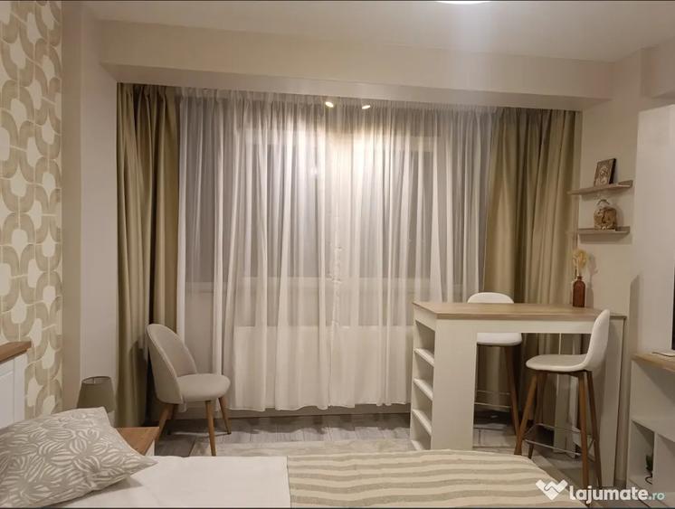 Garsonieră decomandată în Ipotești