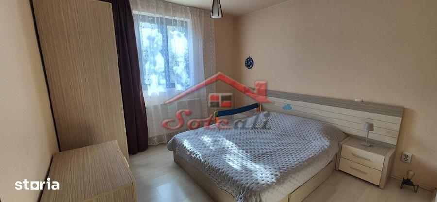 Casă cu 6 camere cu Teren 852 Mp în Central