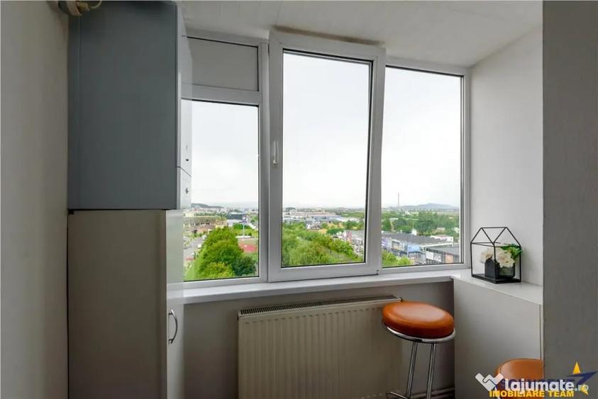 Apartament cu 3 camere decomandat în Dârste