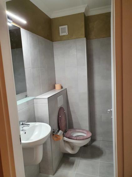 Apartament cu 3 camere decomandat în Dumbrăvița