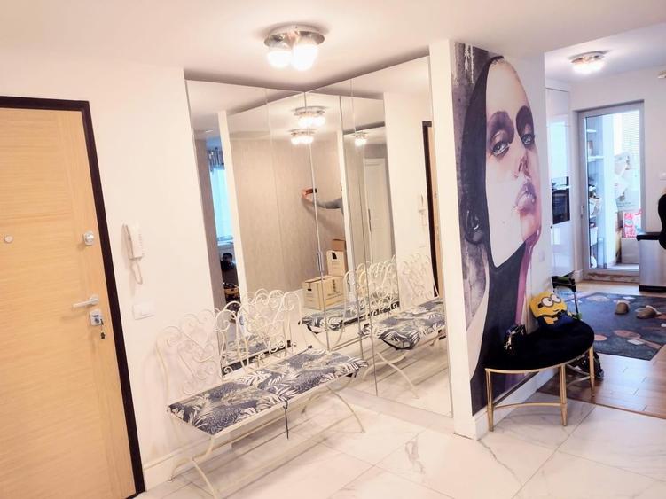 Apartament cu 4 camere, mobilat în Splaiul Unirii