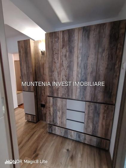 Apartament cu 3 camere decomandat în Prundu