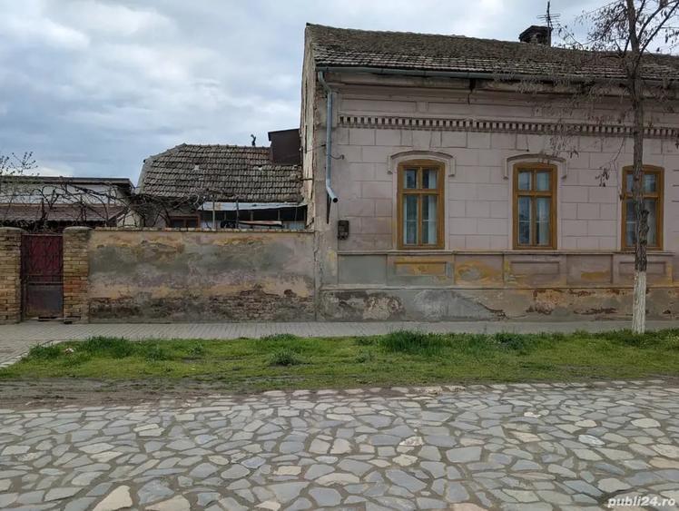Casă cu 3 camere în Ciacova