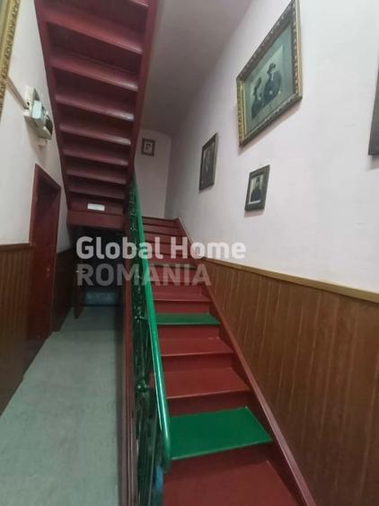 Hotel/Pensiune, de 1,626 mp, în Curtea de Argeș