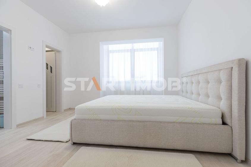 Apartament cu 3 camere decomandat, mobilat în Tractorul