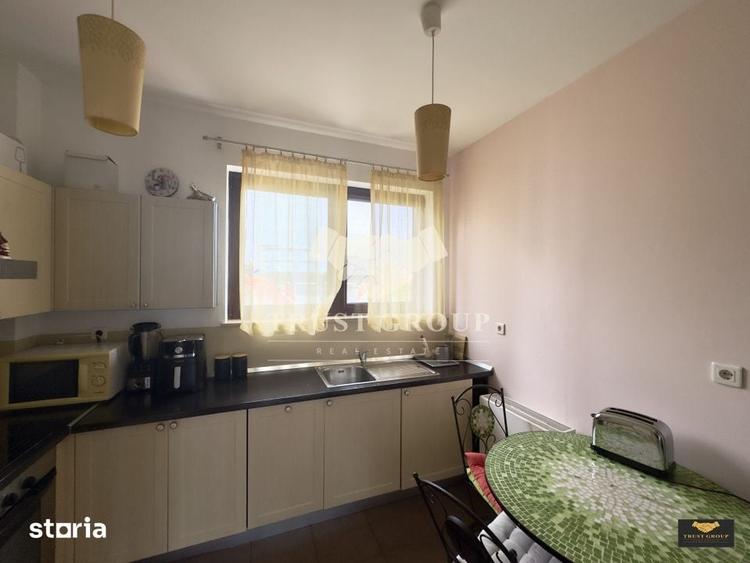 Apartament cu 3 camere semidecomandat în Aviatorilor