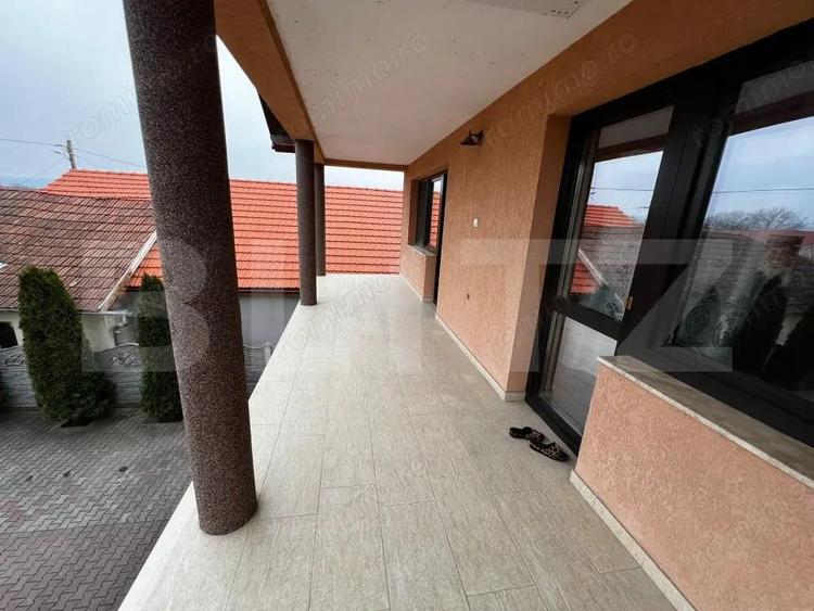 Casă cu Teren 470 Mp în Teiu