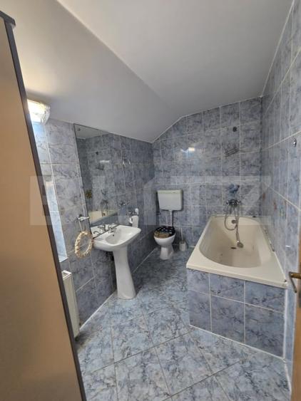 Casă cu 4 camere cu Canalizare în Florești