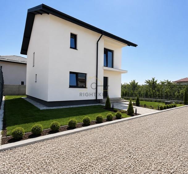 Casă individuală cu 5 camere cu Teren 300 Mp în Ciorogârla