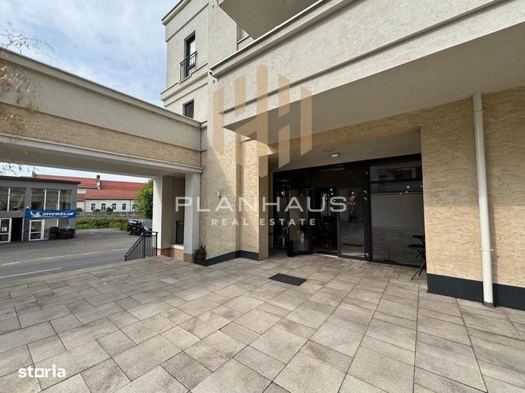 Spațiu comercial, de 215 mp, în Central