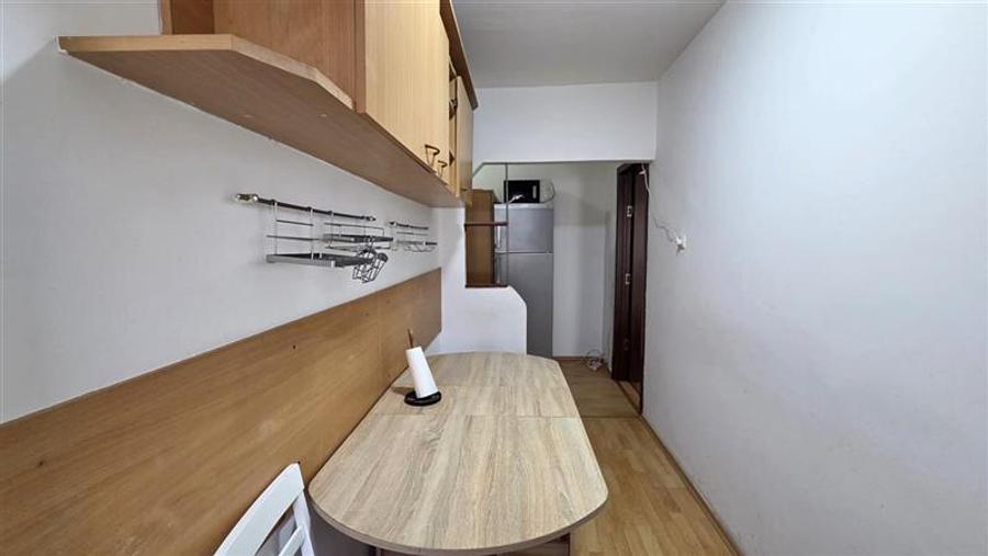 Garsonieră decomandată, mobilată în Steaua