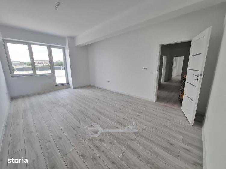 Apartament cu 3 camere decomandat în Galata