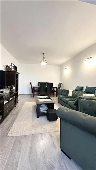 Apartament cu 3 camere decomandat, mobilat în Km 4-5